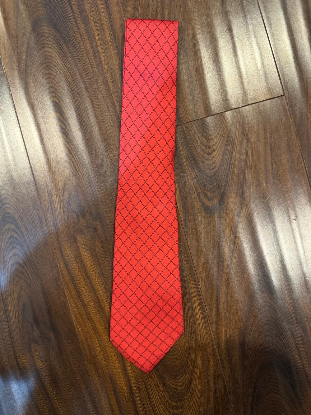Hermes Red Silk Men’s Tie Necktie